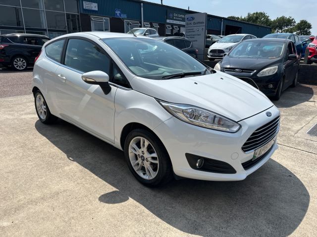 2015 (15) Ford Fiesta 1.25 Zetec Hatchback 3dr Petrol Manual Euro 6 (82 ps) (M13111)